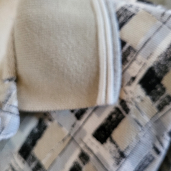 Greg Norman Collection Polo Men's Shirt; Size: Large; Material: 100% Cotton - Picture 5 of 10